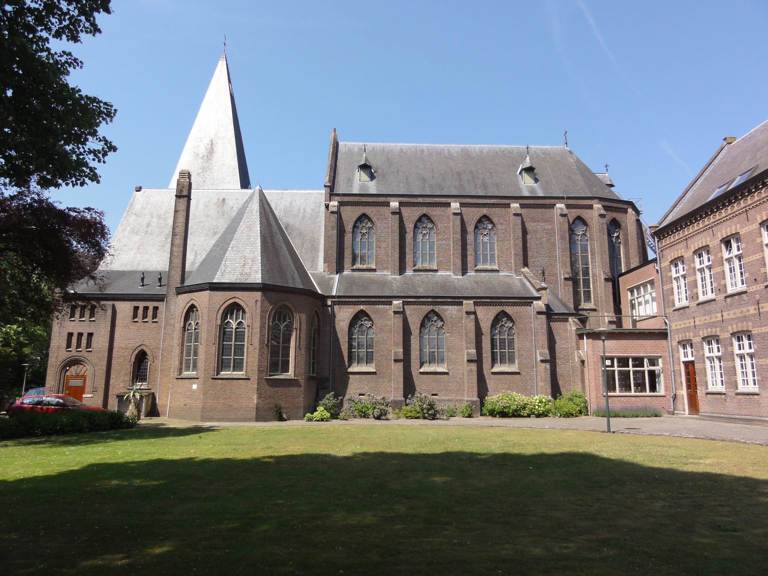 Twee bijzondere exposities in de abdijkerk van Berne